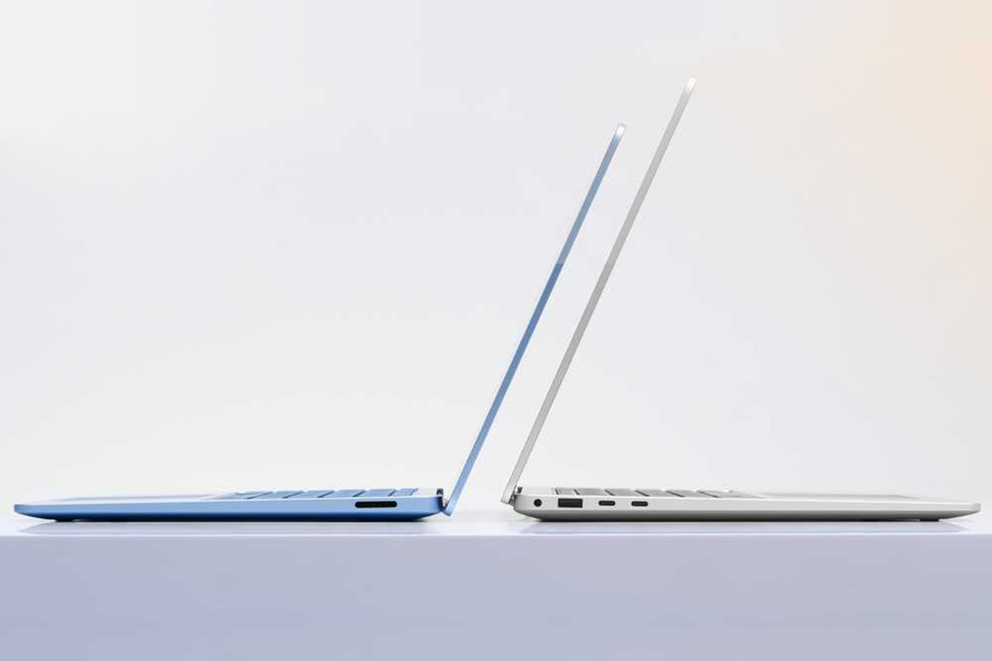 Microsoft Surface Laptop – Copilot+ PC - 7th Edition -15" - Touchscreen- Snapdragon®️ X Elite - 32GB - 1TB SSD Win 11 Pro Black Color English Keyboard USA / ZHR-00001